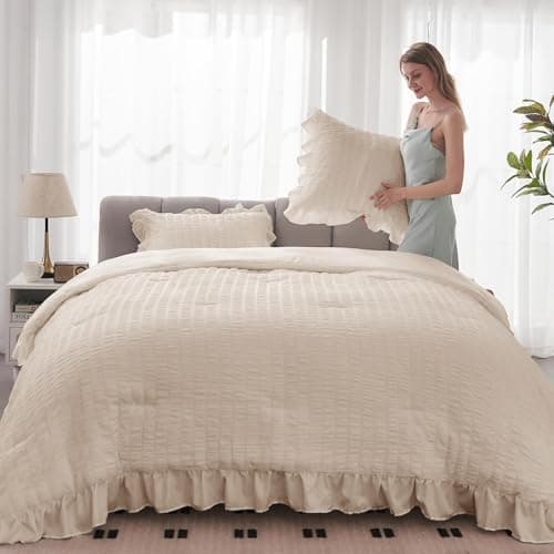 JOLLYVOGUE Beige Queen Seersucker Comforter Set with Ruffles