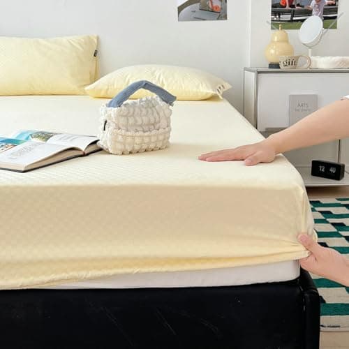 Light Green Thin Stripe 59"x79" Long Staple Cotton Queen 3 Piece Sheet Set