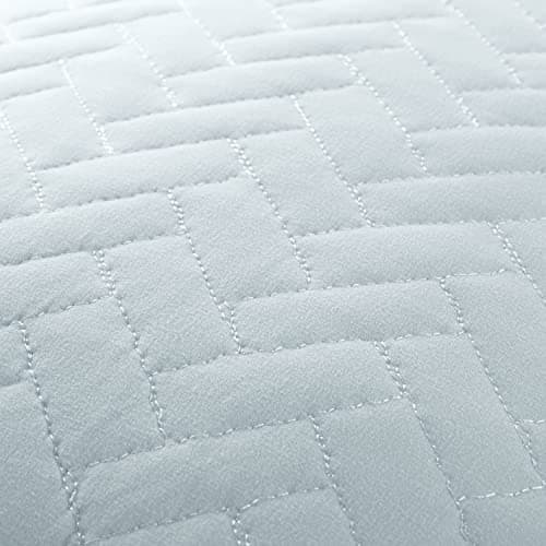 Pale Blue Quilt Twin Size Bed Set - Lightweight & Machine Washable - includes Coverlet and One Pillow Sham