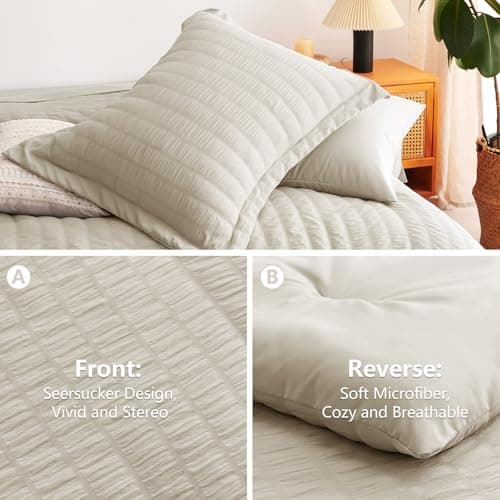 CozyLux Queen Seersucker Comforter Set with Bed in a Bag