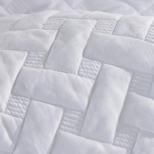 Bedsure Queen Size Basket Weave Quilt - Soft Grey Seasonal Bedding Set