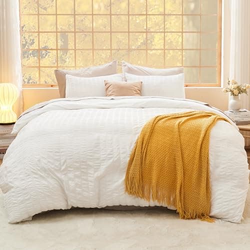 Litanika Queen Khaki Seersucker Comforter Set (90x90In Comforter & 2 Pillowcases)