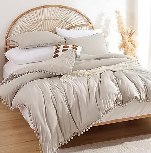 YIRDDEO Queen Size Comforter Set with Ball Pom Fringe - Oatmeal