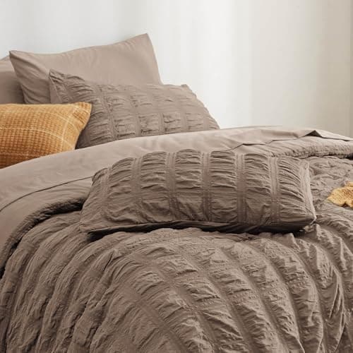Bedsure Queen Size Bed in a Bag Plaid Seersucker Comforter Sets