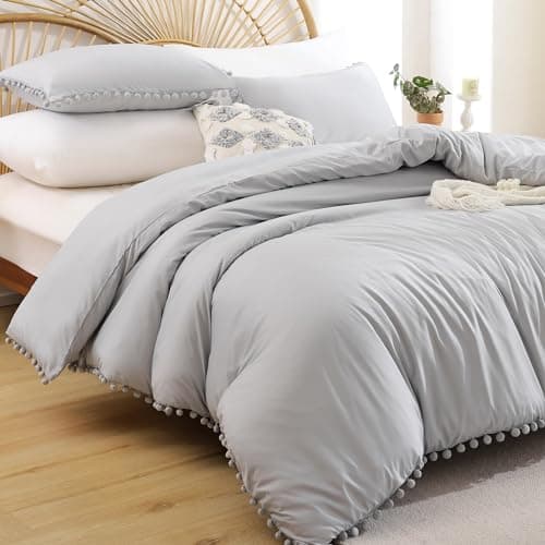YIRDDEO Queen Size Comforter Set with Ball Pom Fringe - Oatmeal
