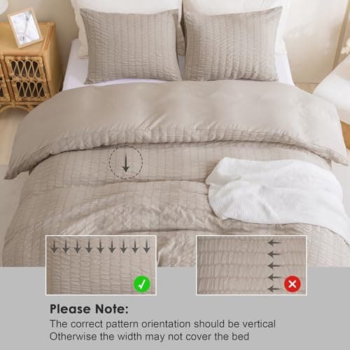 Litanika Queen Khaki Seersucker Comforter Set (90x90In Comforter & 2 Pillowcases)