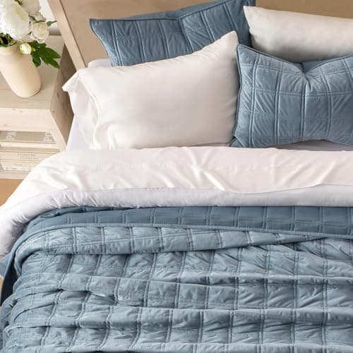 EVERGRACE King Size Ultra Soft Velvet Quilt with 2 Shams, Blue Linen, 108"x96"