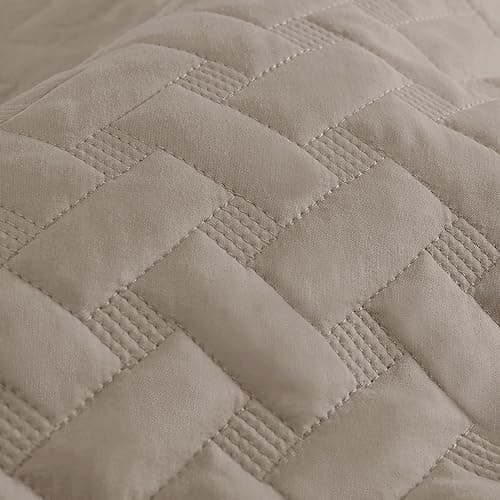 Bedsure Queen Size Basket Weave Quilt - Soft Grey Seasonal Bedding Set