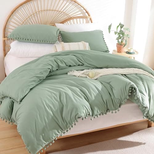 YIRDDEO Queen Size Comforter Set with Ball Pom Fringe - Oatmeal