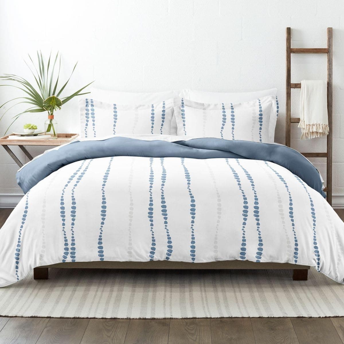 Twin Navy Duvet Cover Set with 2 Pillow Shams - Hotel-Like Comfort, Softness, and Dreamy Prints