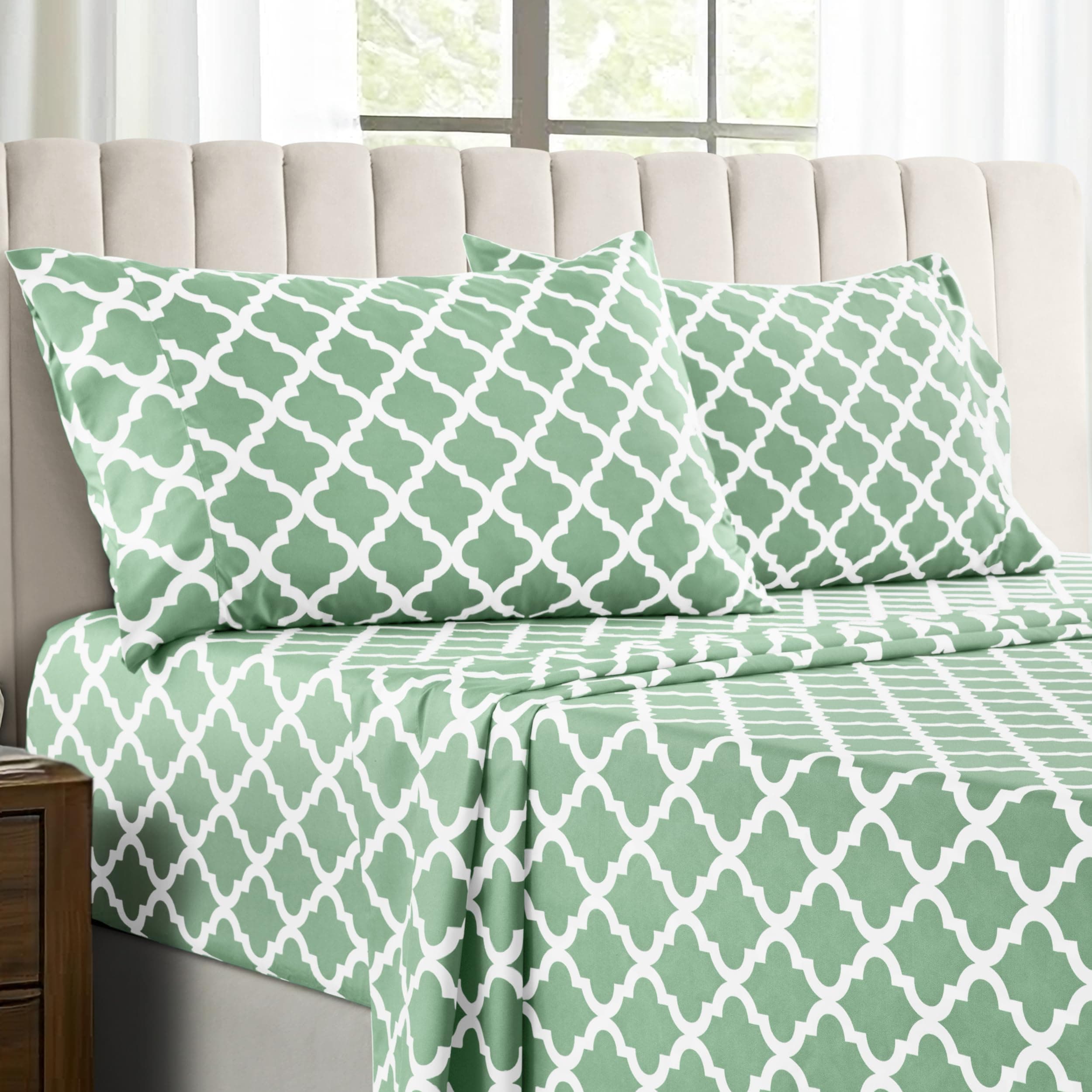 LDC Quatrefoil 4-Piece Soft Microfiber Bedding - Sage