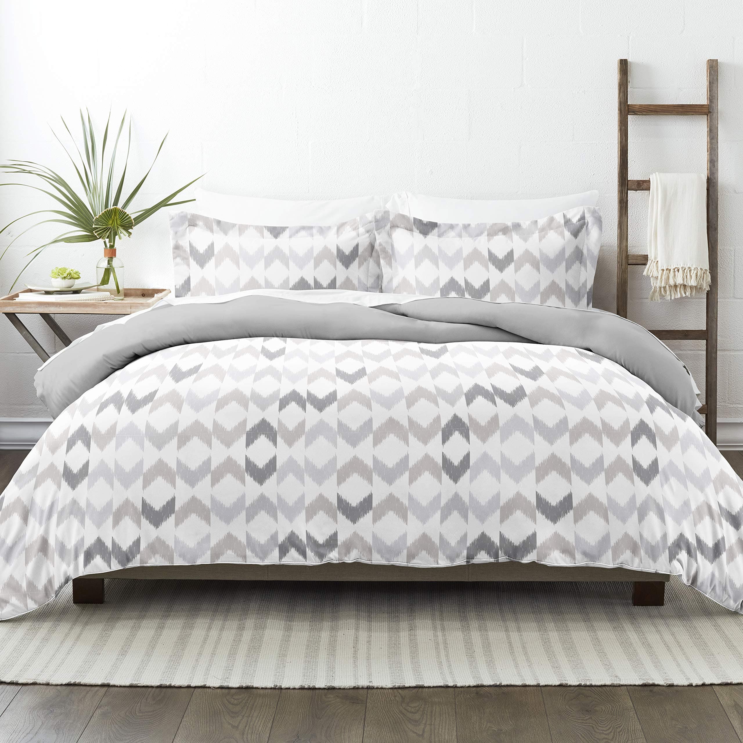 Queen Duvet Cover Set - Hotel-Like Comfort, Exquisite Prints & Solid Colors for Dreamy Bedroom