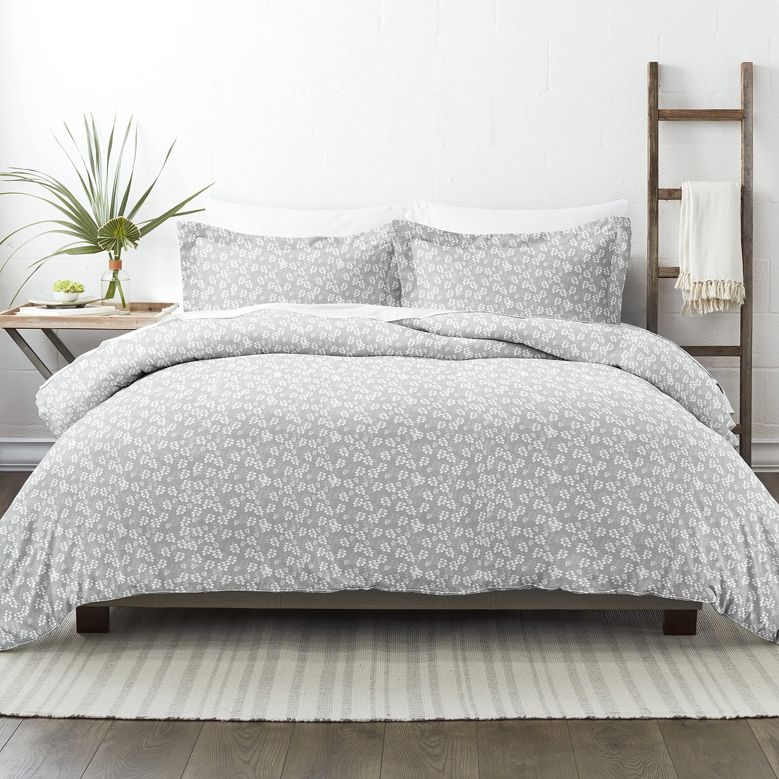 Linen Market Queen Duvet Cover & Pillow Shams in Gray